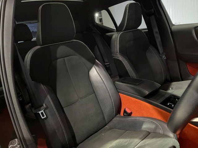 VOLVO VOLVO XC40 2020