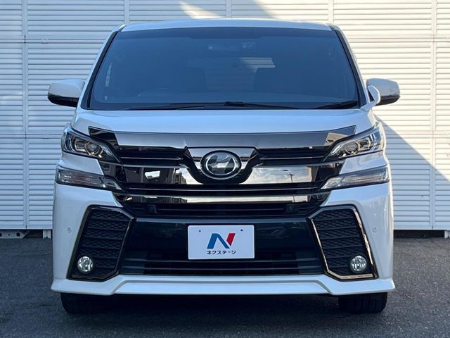TOYOTA VELLFIRE 2017