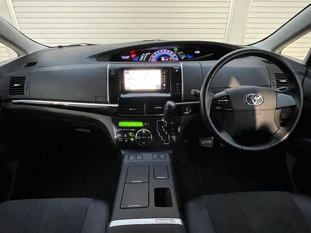 TOYOTA ESTIMA HYBRID 4WD 2014