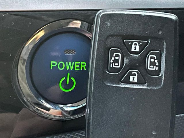 TOYOTA ESTIMA HYBRID 4WD 2014