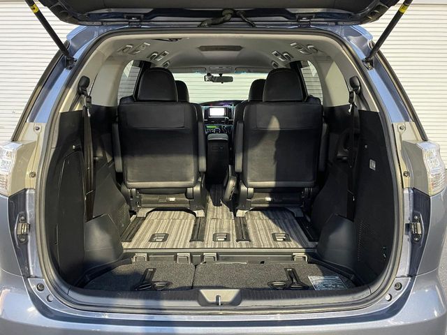 TOYOTA ESTIMA HYBRID 4WD 2014