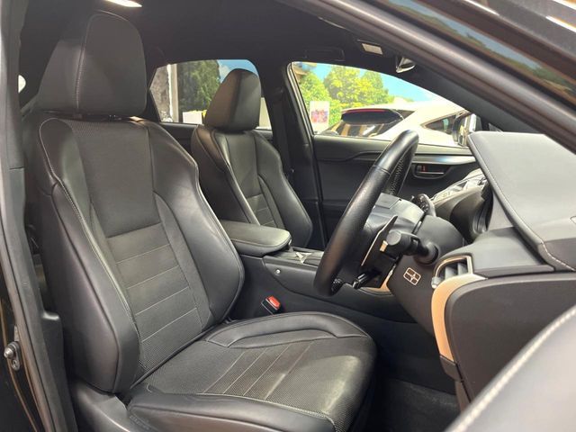 TOYOTA LEXUS NX300h 2017