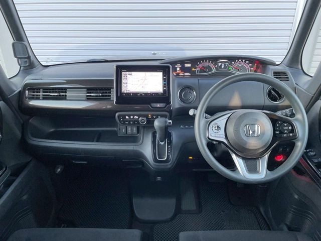 HONDA N BOX CUSTOM 2018