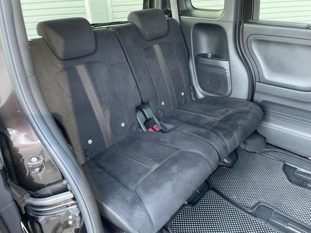 HONDA N BOX CUSTOM 2018