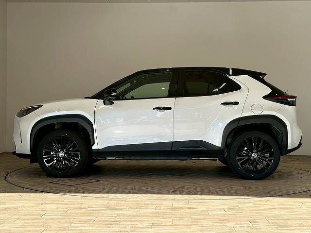 TOYOTA YARIS CROSS HYBRID 2025