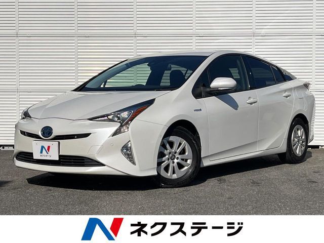 TOYOTA PRIUS 2017