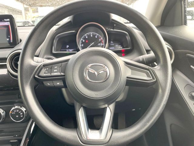MAZDA MAZDA2 2020