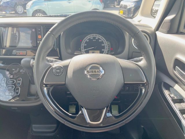 NISSAN DAYZ ROOX 2019