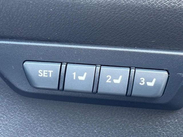 TOYOTA LEXUS NX200t 2014