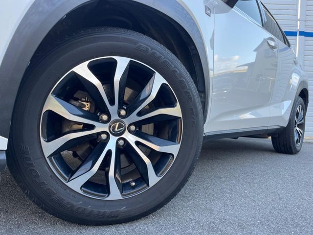 TOYOTA LEXUS NX200t 2014