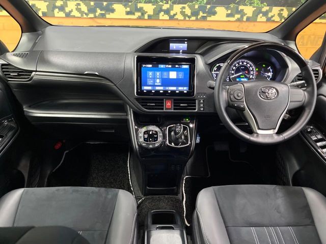 TOYOTA ESQUIRE HYBRID 2019