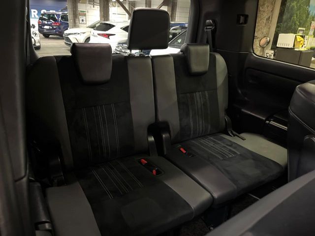 TOYOTA ESQUIRE HYBRID 2019