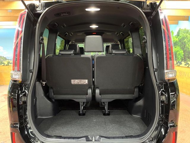 TOYOTA ESQUIRE HYBRID 2019