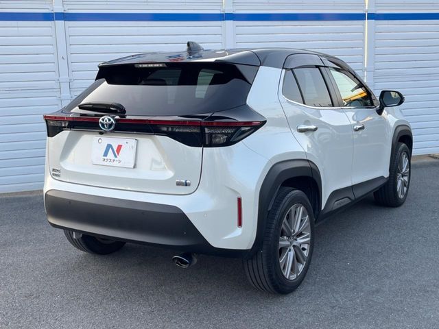 TOYOTA YARIS CROSS HYBRID 2021