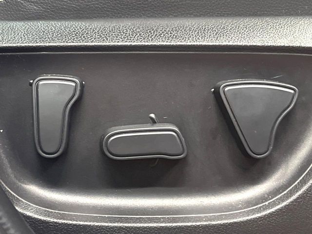 TOYOTA YARIS CROSS HYBRID 2022