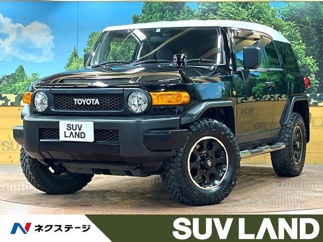 TOYOTA FJ CRUISER 4WD 2012