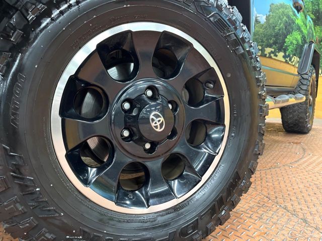 TOYOTA FJ CRUISER 4WD 2012