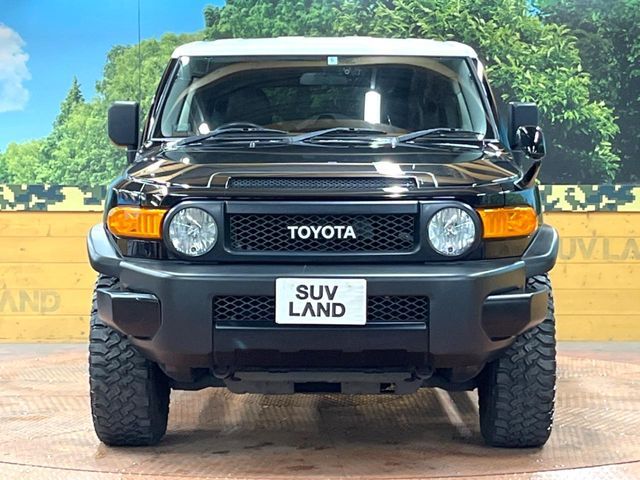 TOYOTA FJ CRUISER 4WD 2012