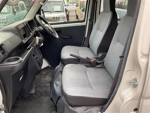 DAIHATSU HIJET CARGO 2019