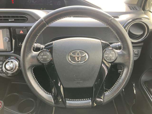 TOYOTA AQUA 2014