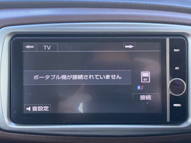 TOYOTA VITZ  4WD 2012