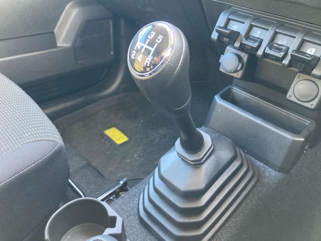 SUZUKI JIMNY SIERRA 2023