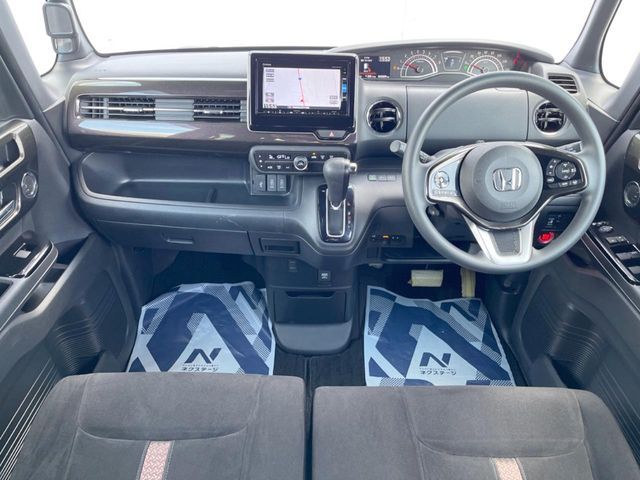 HONDA N BOX CUSTOM 2018