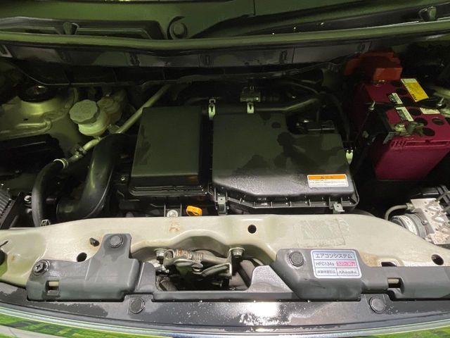 SUZUKI Spacia 4WD 2014