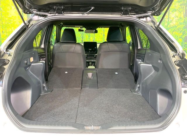 TOYOTA YARIS CROSS 2025