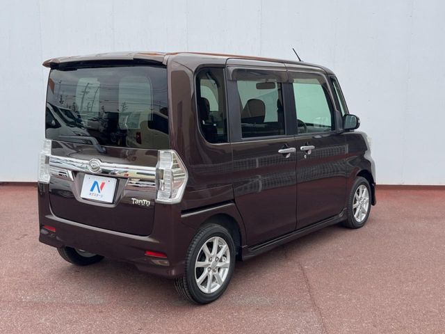DAIHATSU TANTO CUSTOM 2015