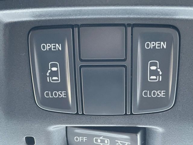 TOYOTA VELLFIRE 2017