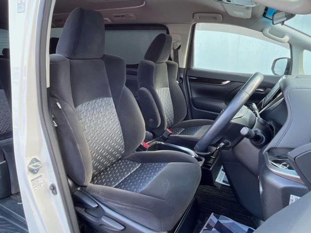 TOYOTA VELLFIRE 2017