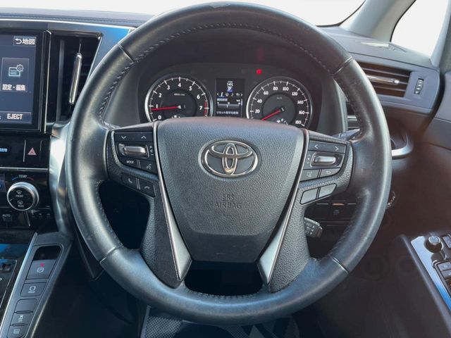 TOYOTA VELLFIRE 2017