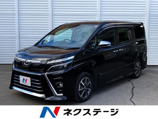 TOYOTA VOXY 2020