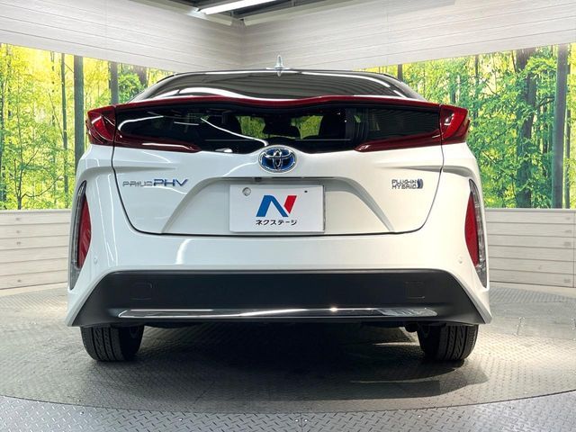 TOYOTA PRIUS PHV 2017