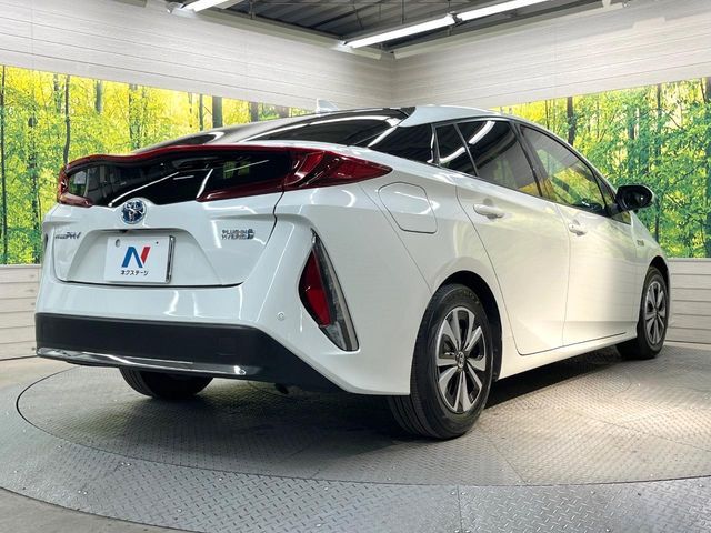 TOYOTA PRIUS PHV 2017
