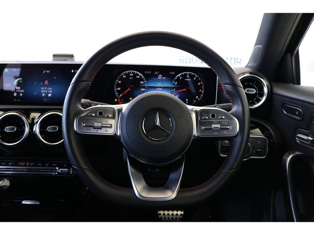 MERCEDES BENZ MERCEDES BENZ A class 2018