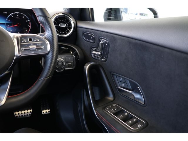 MERCEDES BENZ MERCEDES BENZ A class 2018