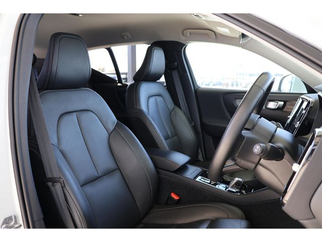 VOLVO VOLVO XC40 2020