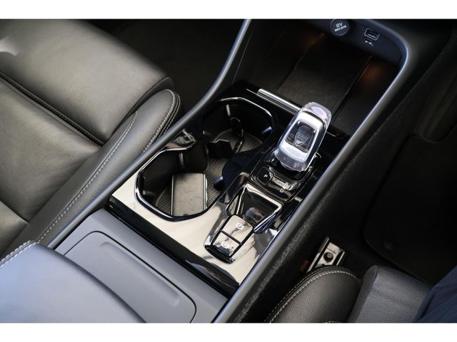 VOLVO VOLVO XC40 2020