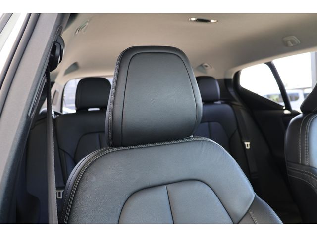 VOLVO VOLVO XC40 2020