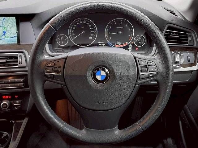 BMW BMW 5series sedan 2013