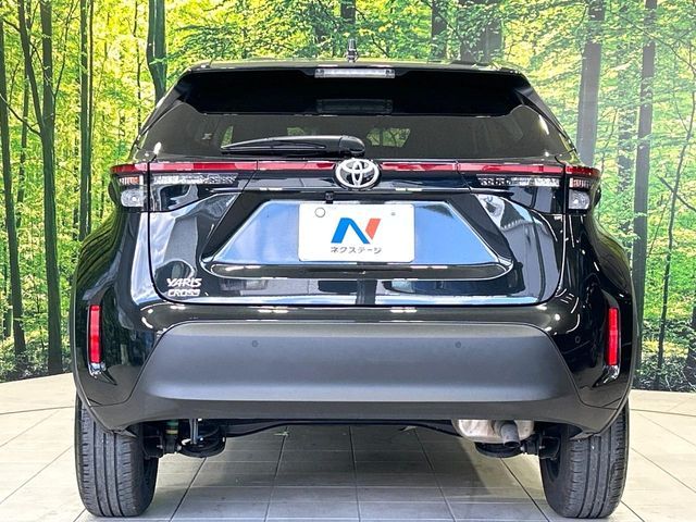 TOYOTA YARIS CROSS 2025