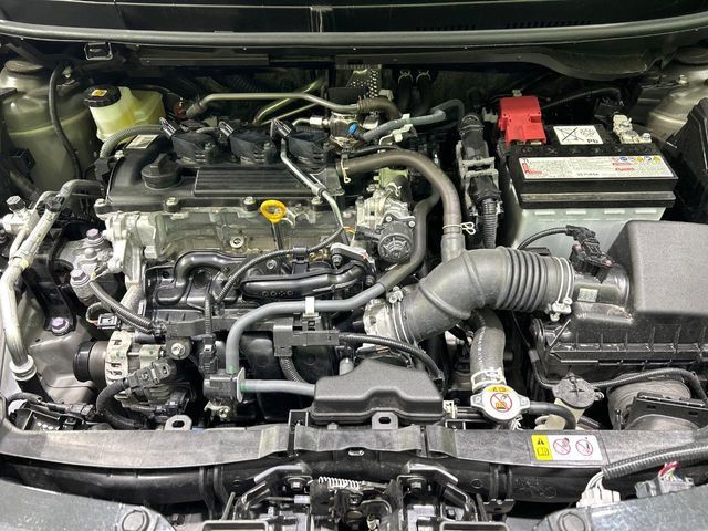 TOYOTA YARIS CROSS 2025