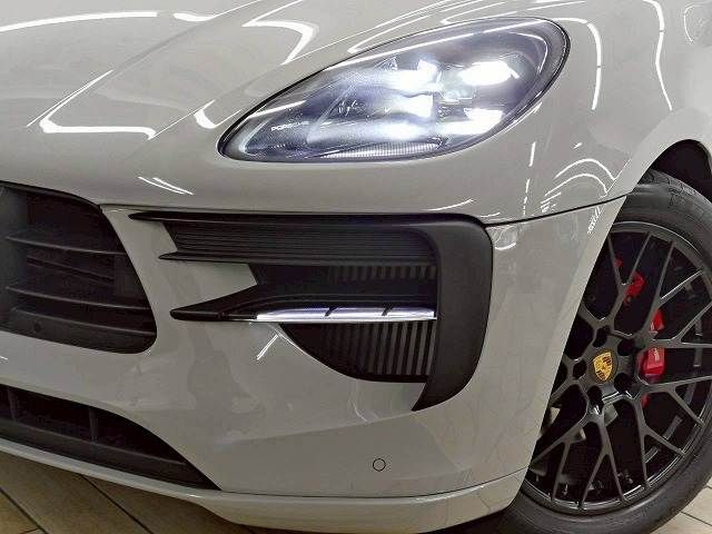 PORSCHE PORSCHE Macan 2021