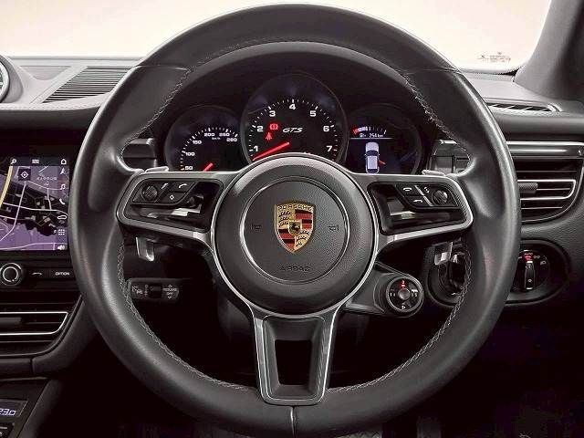 PORSCHE PORSCHE Macan 2021