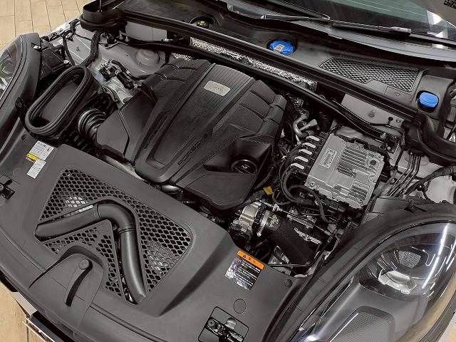 PORSCHE PORSCHE Macan 2021