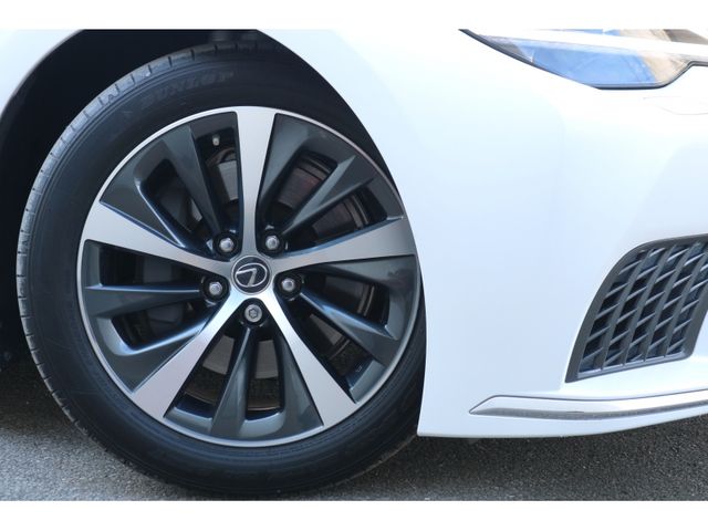 TOYOTA LEXUS LS500 2020