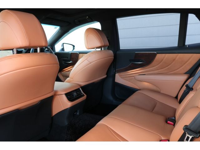 TOYOTA LEXUS LS500 2020