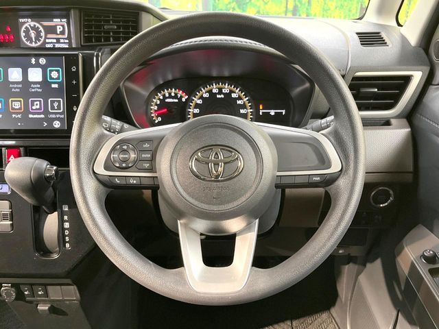 TOYOTA ROOMY 2023